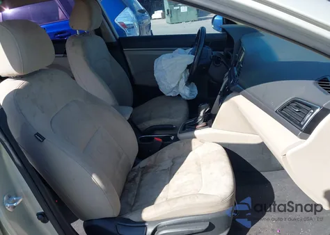 2018 Hyundai Elantra Sel/Value/Limited z USA, uszkodzony, nr VIN 5NPD84LF1JH357306